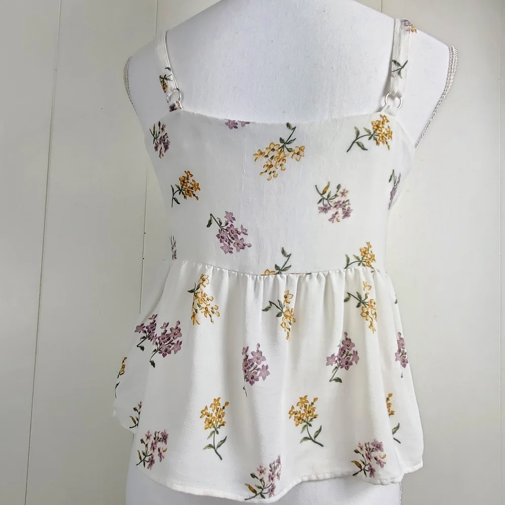 Hollister White Floral Tank Top - Picture 5 of 8